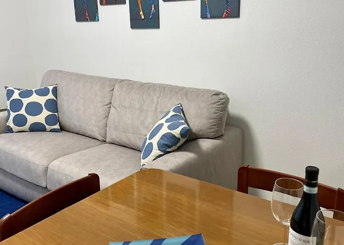Matchpoint Apartment
